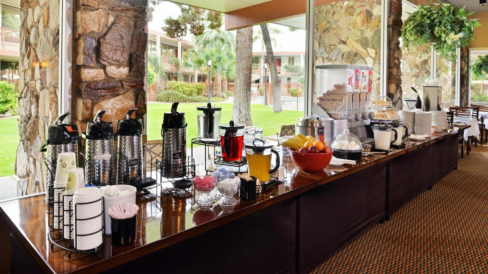 Best Western Plus Papago Inn & Resort スコッツデール エクステリア 写真